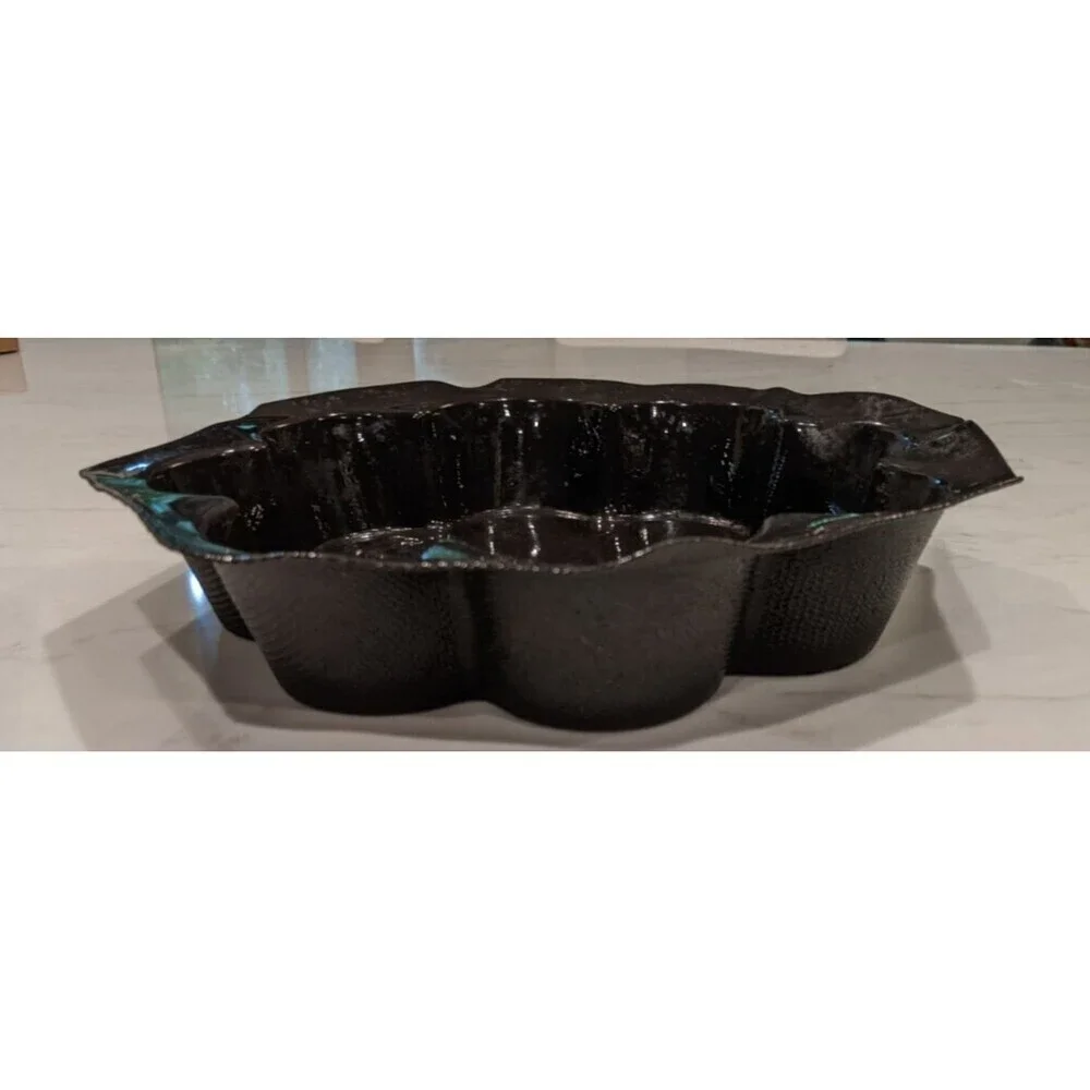 Demarle Flexipan Silicone Black Flower Mold 10 1/4